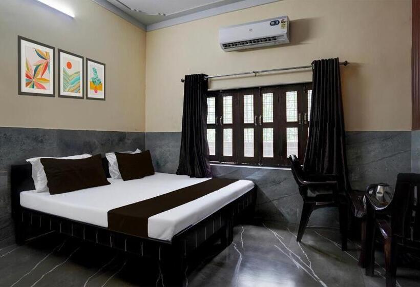 호텔 Super Collection O Lake Palace Road Formerly Green View