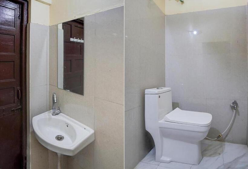 호텔 Super Collection O Lake Palace Road Formerly Green View