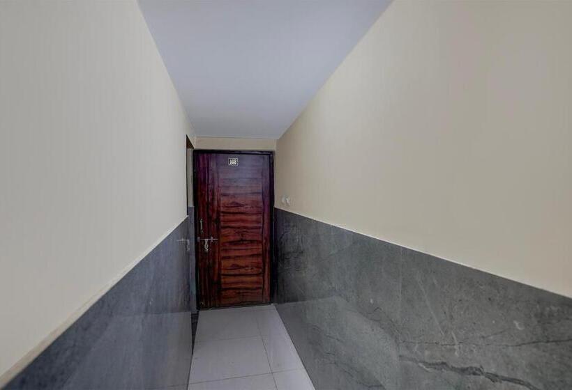 호텔 Super Collection O Lake Palace Road Formerly Green View