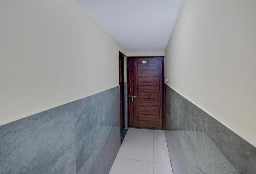 호텔 Super Collection O Lake Palace Road Formerly Green View