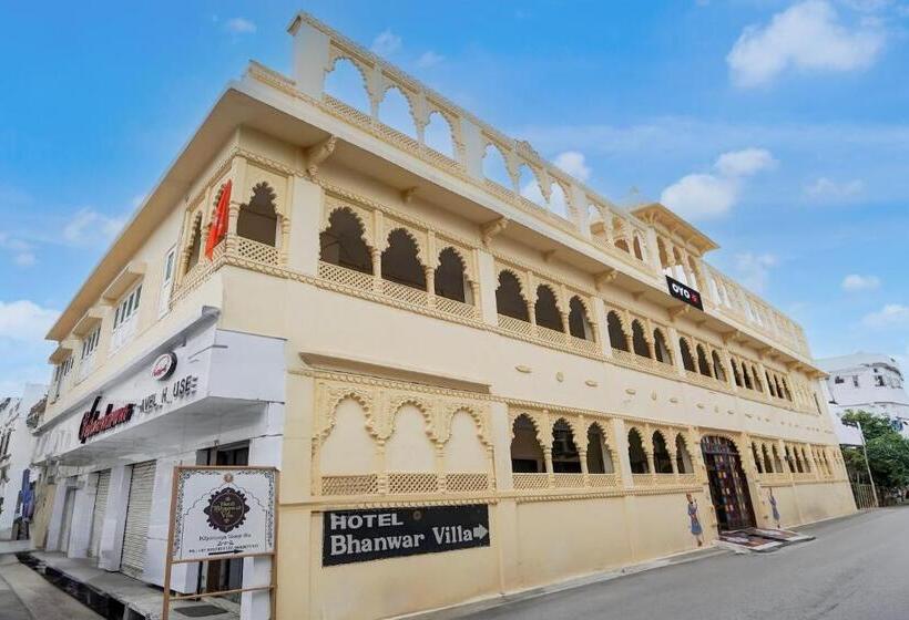 호텔 Super Collection O Lake Palace Road Formerly Green View