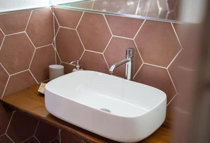 پانسیون Il Colibrì