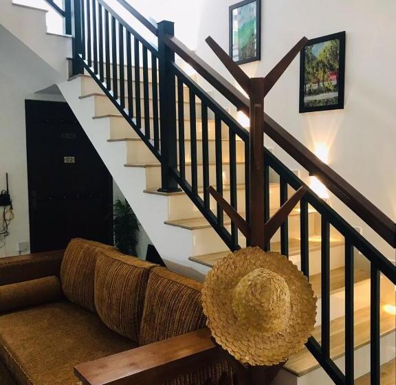 بنسيون Sri White Villa Airport Boutique