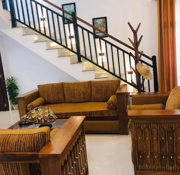 Majatalo Sri White Villa Airport Boutique