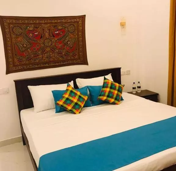 Majatalo Sri White Villa Airport Boutique