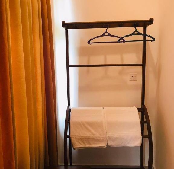 بنسيون Sri White Villa Airport Boutique