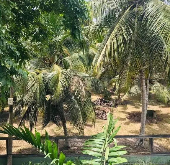 Majatalo Sri White Villa Airport Boutique