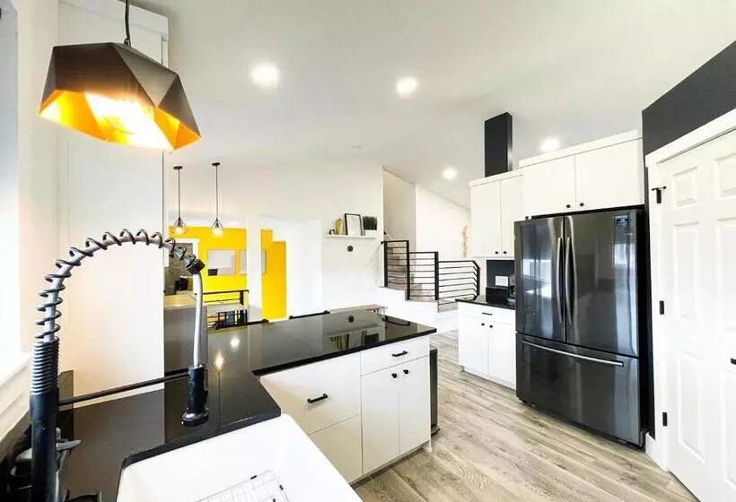 Majatalo Private Room In Lehi Ut In A Fully Equipped Home