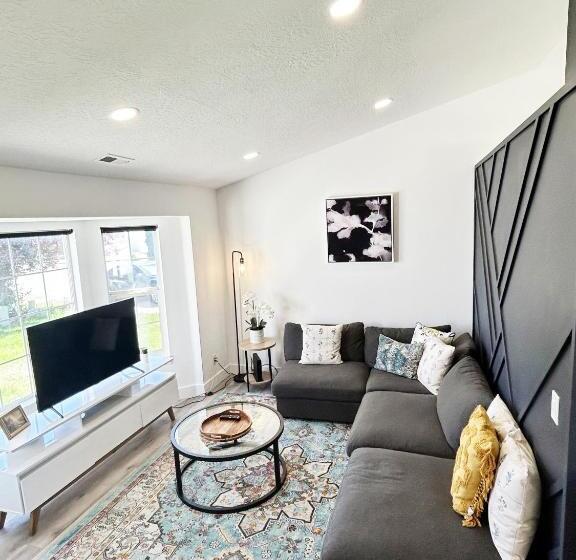 膳宿费 Private Room In Lehi Ut In A Fully Equipped Home