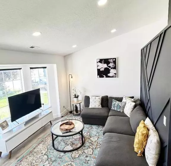 Majatalo Private Room In Lehi Ut In A Fully Equipped Home