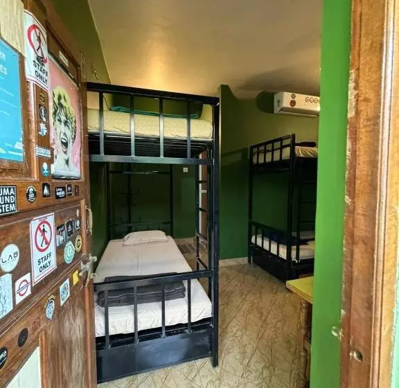 Baba Hostel