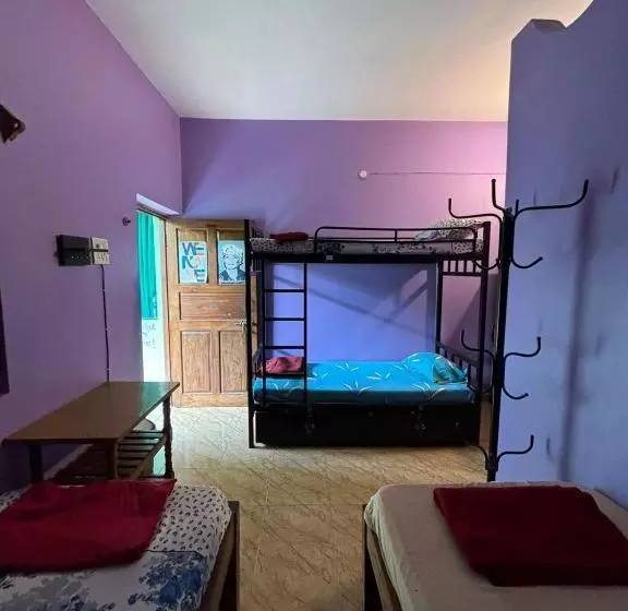 Baba Hostel