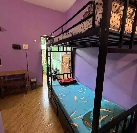 Baba Hostel