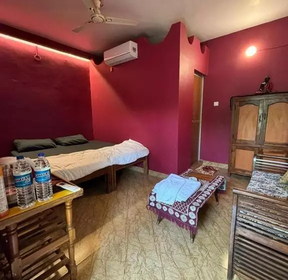 Baba Hostel