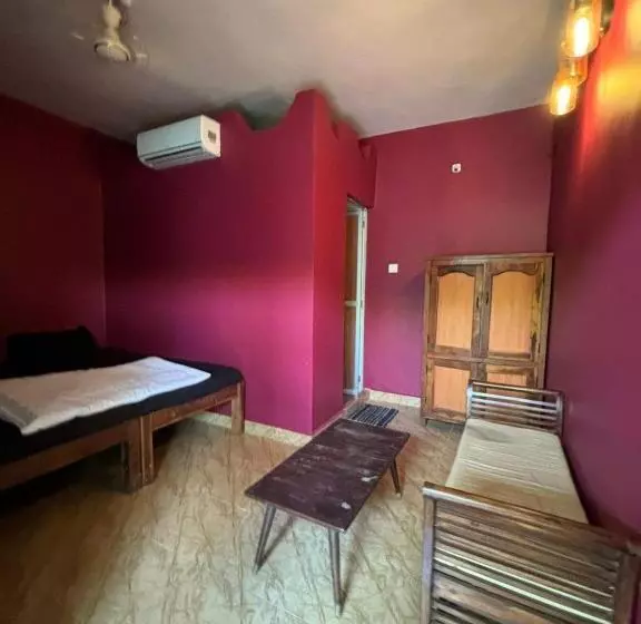 Baba Hostel