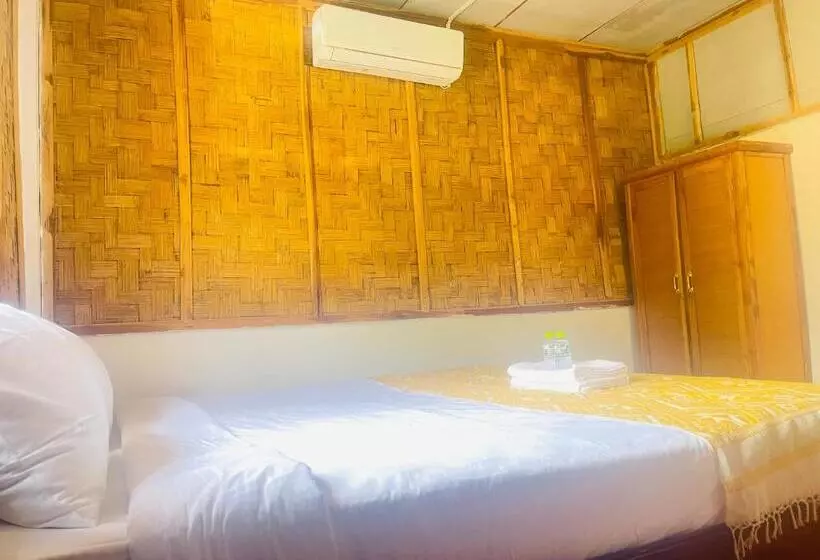 ベッドアンドブレックファースト Nong Khiaw Ing Ing Mountain View