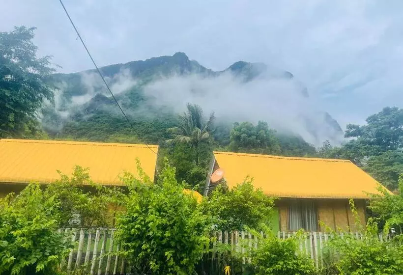 ベッドアンドブレックファースト Nong Khiaw Ing Ing Mountain View