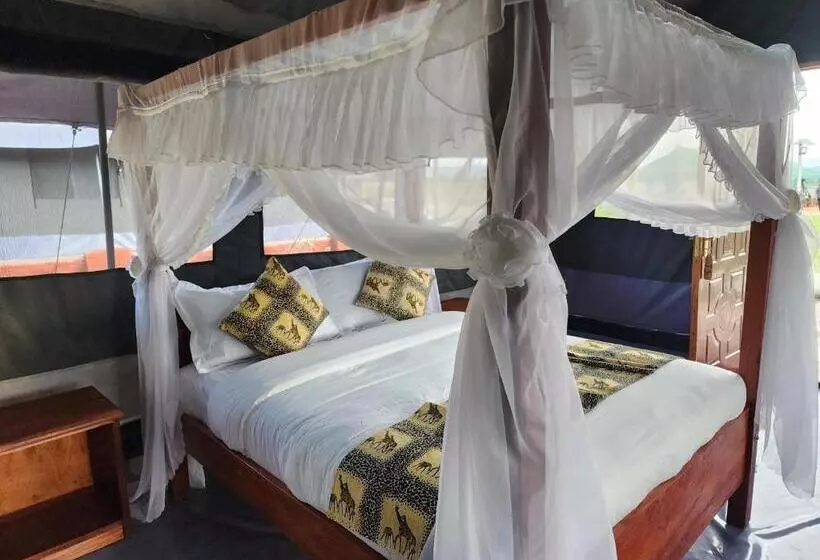 Endeem Mara Resort