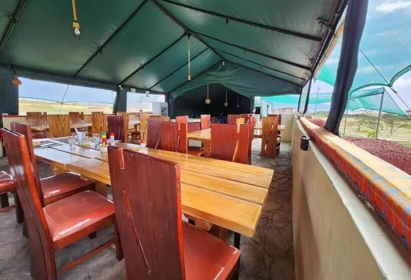 Endeem Mara Resort