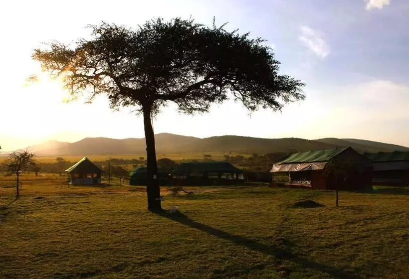 Endeem Mara Resort