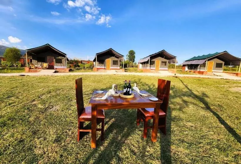 Endeem Mara Resort