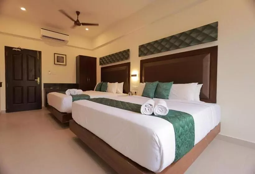 Hotelli Aavudai Grand