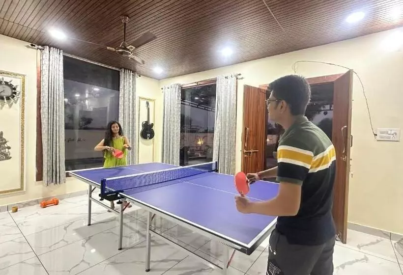 Hotelli Blue Wind Palms Resorts And Stays