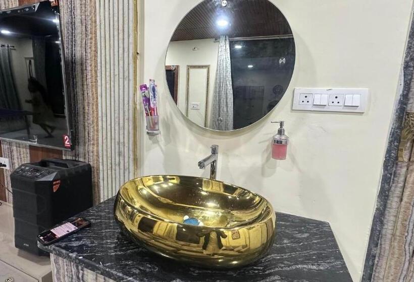 호텔 Blue Wind Palms Resorts And Stays