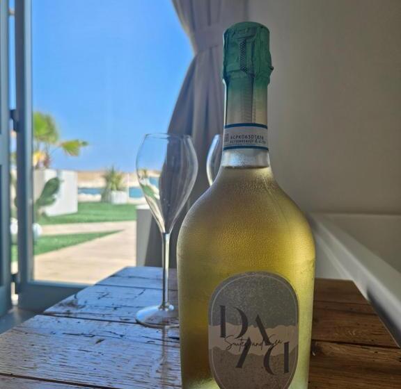 Отель Dada Suites And Sea