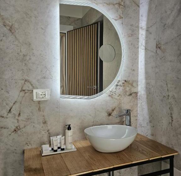 Отель Dada Suites And Sea