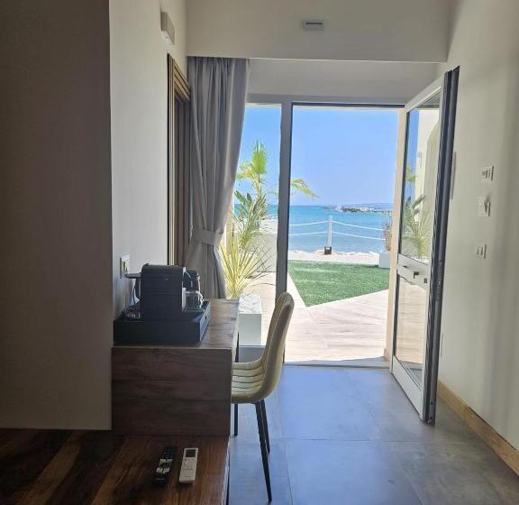 Отель Dada Suites And Sea