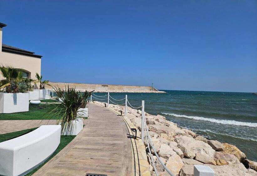 Отель Dada Suites And Sea