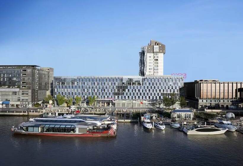 Отель Moxy Ningbo Old Bund