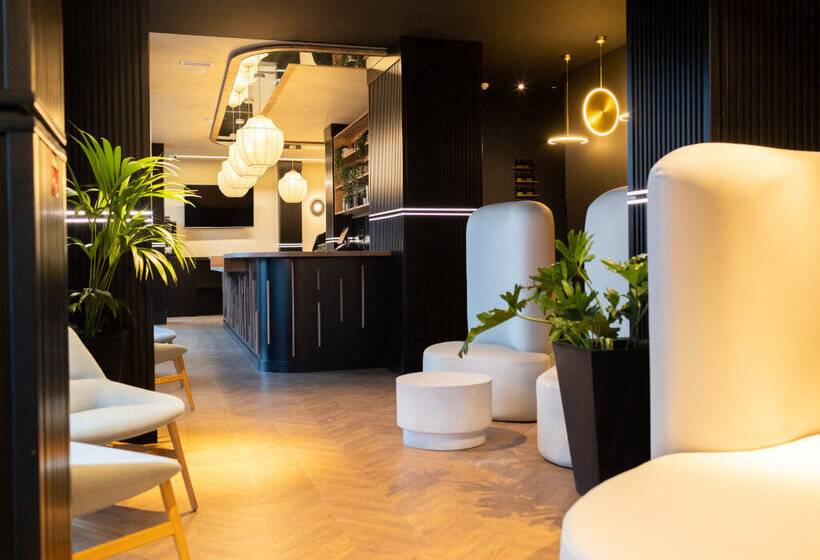 ホテル Puerto De La Luz By Pierre & Vacances