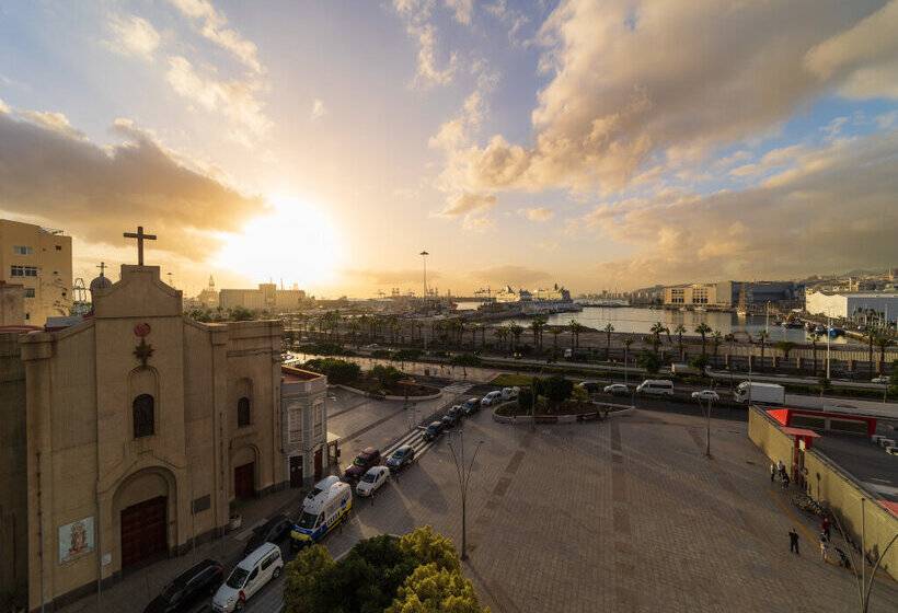 ホテル Puerto De La Luz By Pierre & Vacances