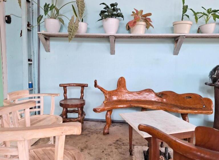 Szálloda Reddoorz Near Alun Alun Jepara