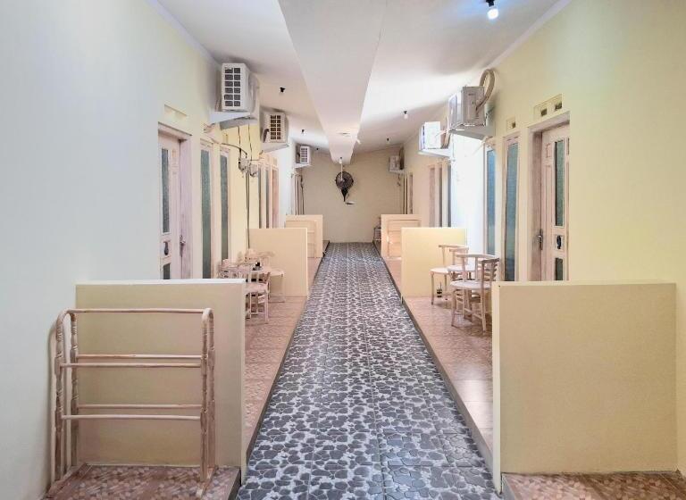 Szálloda Reddoorz Near Alun Alun Jepara