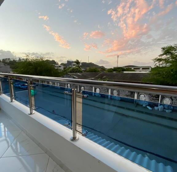 膳宿费 Casa Hotel Al Barsha