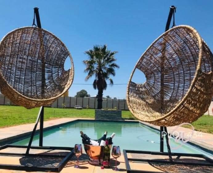 Pension Plot 434 Guest House