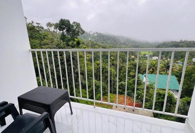 منتجع Alqasr Munnar