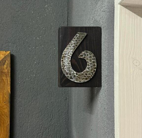 Swed Cab Embassy Hostel