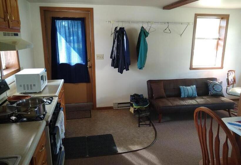 All American Grill B&b Clarion Penn Prime