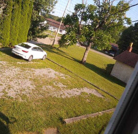 All American Grill B&b Clarion Penn Prime