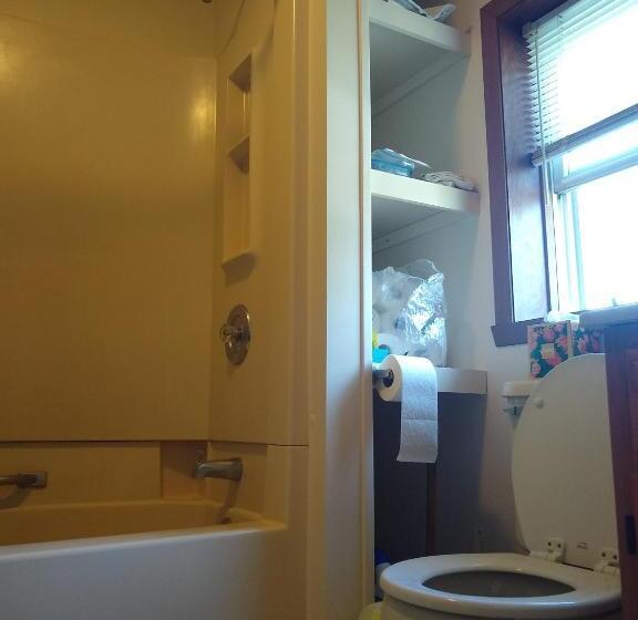 All American Grill B&b Clarion Penn Prime