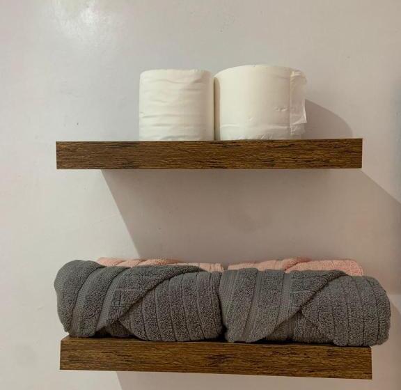 مبيت وإفطار La Caribena Beach House Bocas Del Toro, Isla Colón, Panamá