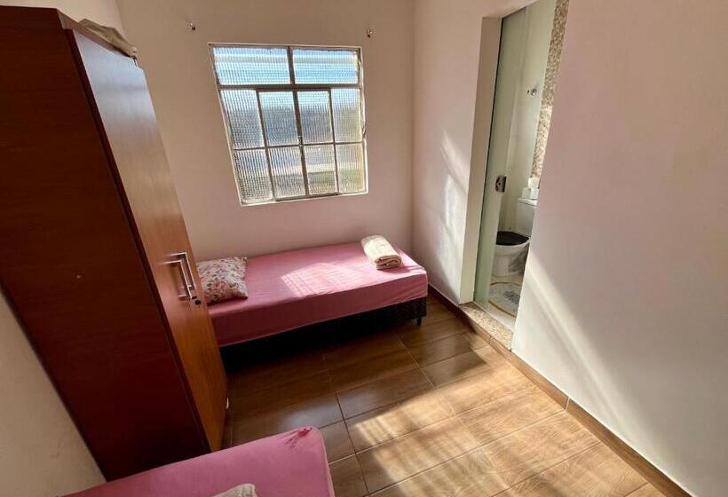 مبيت وإفطار Pousada Jg, Hostel E Alojamento