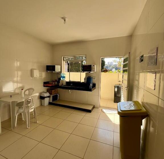 مبيت وإفطار Pousada Jg, Hostel E Alojamento