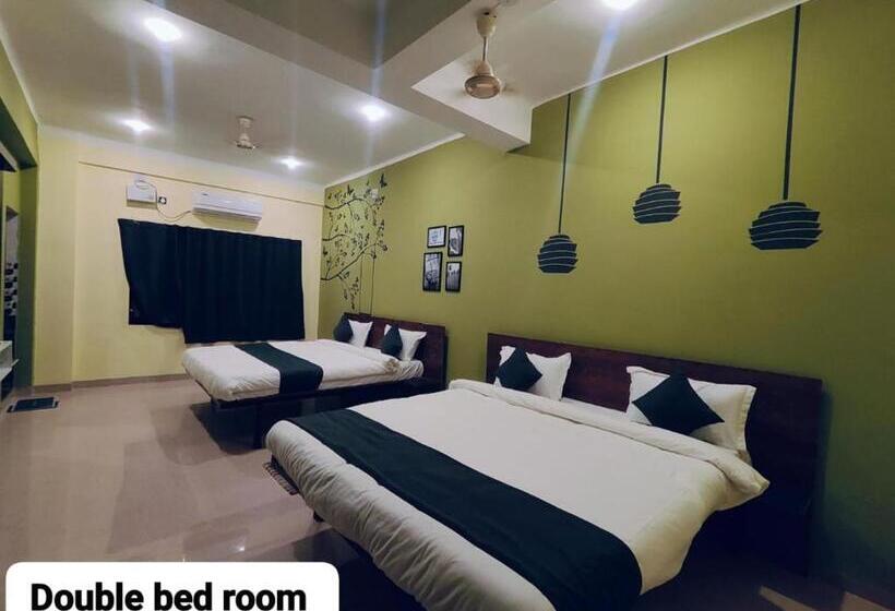 Hotell Emerald Euphoria The Luxury Stay Near Infocity Best Seller