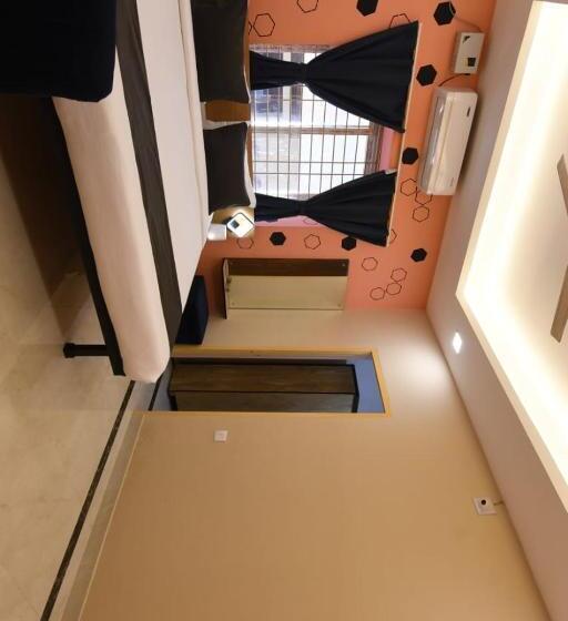 Hotell Emerald Euphoria The Luxury Stay Near Infocity Best Seller