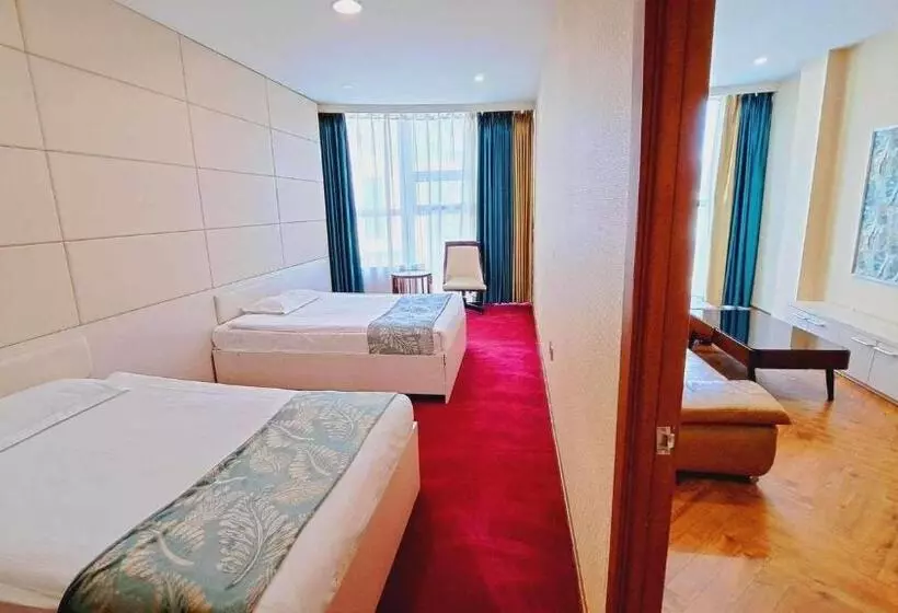 Hotel Etugen